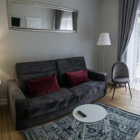 招待所 Am Kastiel & Restaurant 里马夫斯卡索博塔